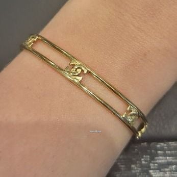 Cartier CC Vintage 18k Gold Cuff Bracelet — bracelets