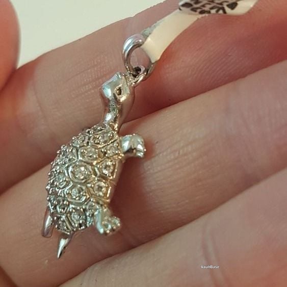 Schildkröten Anhänger Silber Zirkonias — necklaces
