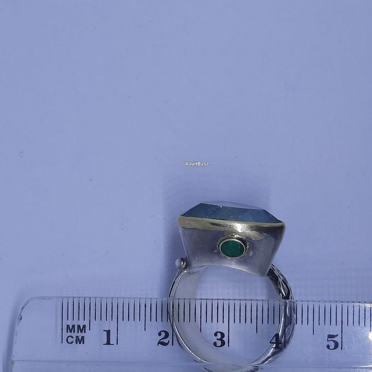 Edler Ring mit bezauberndem Aquamarin Edelstein Gold Silber — rings