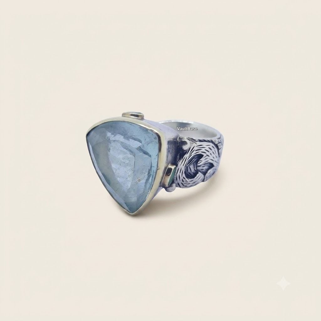 Edler Ring mit bezauberndem Aquamarin Edelstein Gold Silber — rings