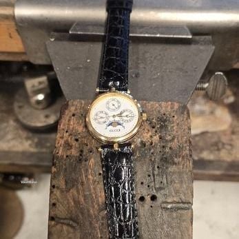 Gucci Moonphase / Full Calendar Swiss Made – Original — Damaged (B) Watches