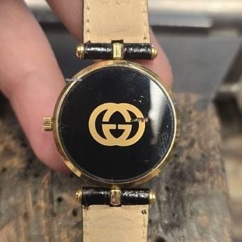 Gucci Moonphase / Vollkalender Swiss Made – Original — watches