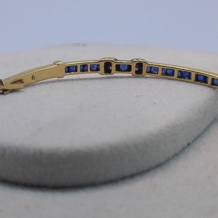 Goldarmband mit erstklassigen Edelsteinen — bracelets