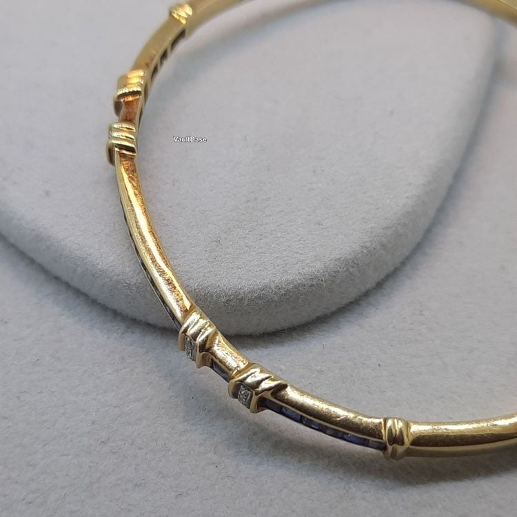 Goldarmband mit erstklassigen Edelsteinen — bracelets