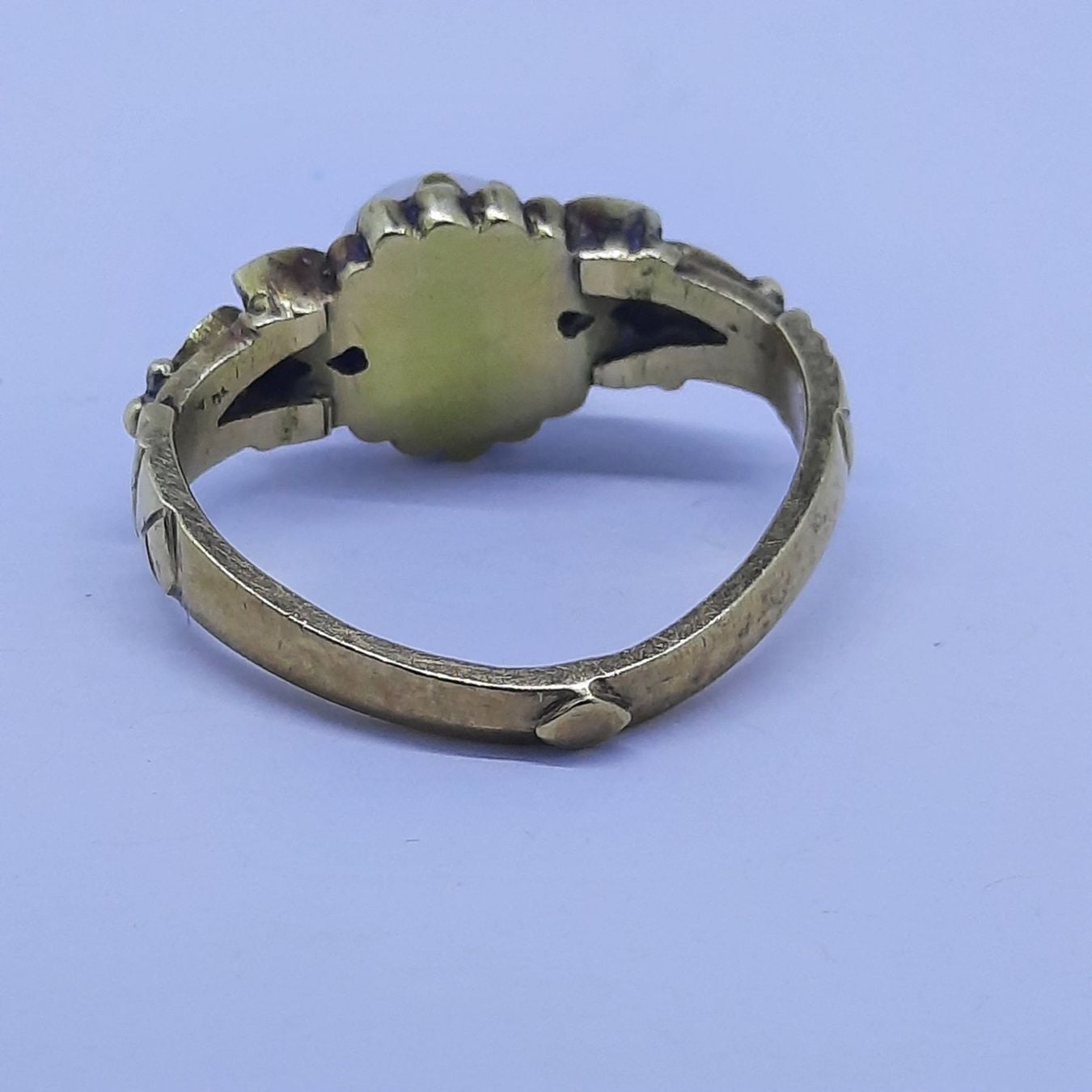 Gold Ring with Beautiful Pearl and 6 Ruby Gemstones — Good (VG) Rings