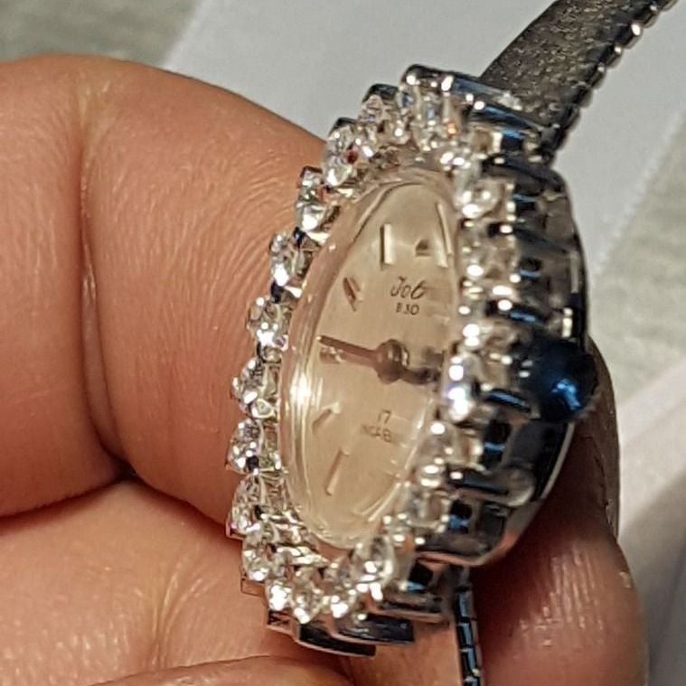 Diamond Watch 2.42ct, 750 White Gold — Very good / fine (VG+) Watches