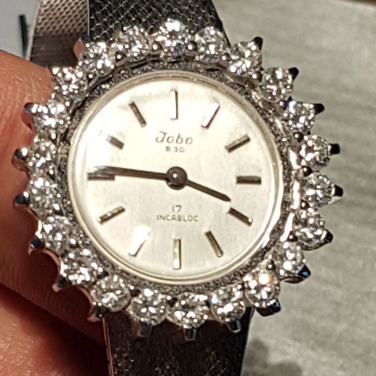 Diamond Watch 2.42ct, 750 White Gold — Very good / fine (VG+) Watches