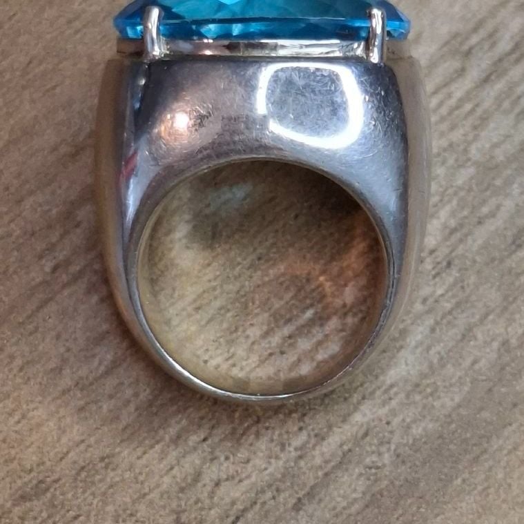 34.66 ct. Swiss Blue Topas Ring – Silber 925 — rings
