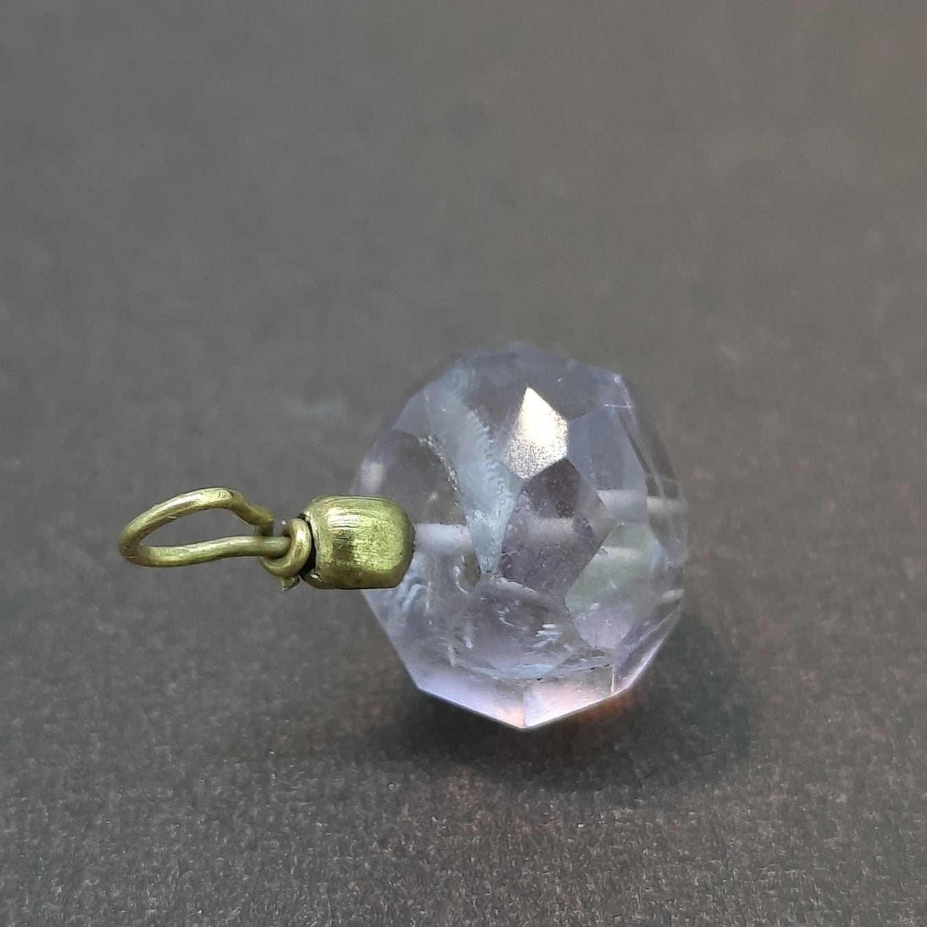 First-Class Pendant with Amethyst Gemstone — Good (VG) Necklaces & pendants