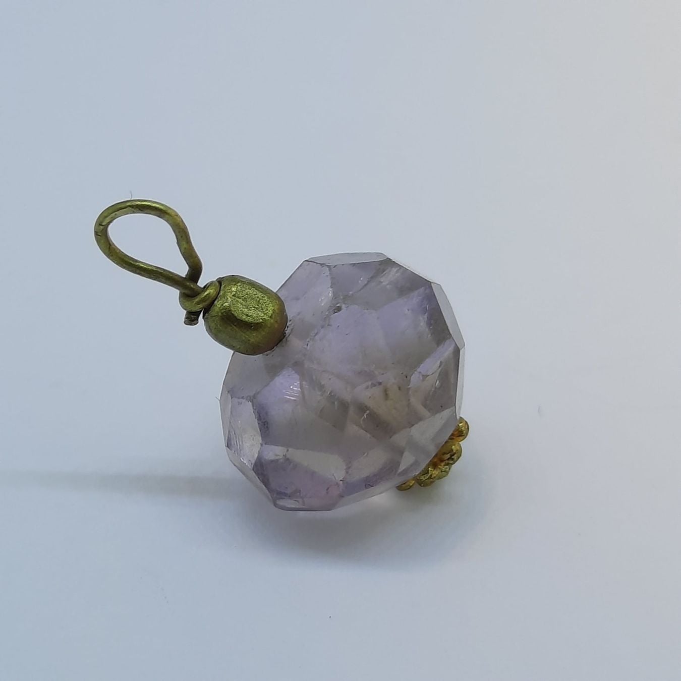 First-Class Pendant with Amethyst Gemstone — Good (VG) Necklaces & pendants
