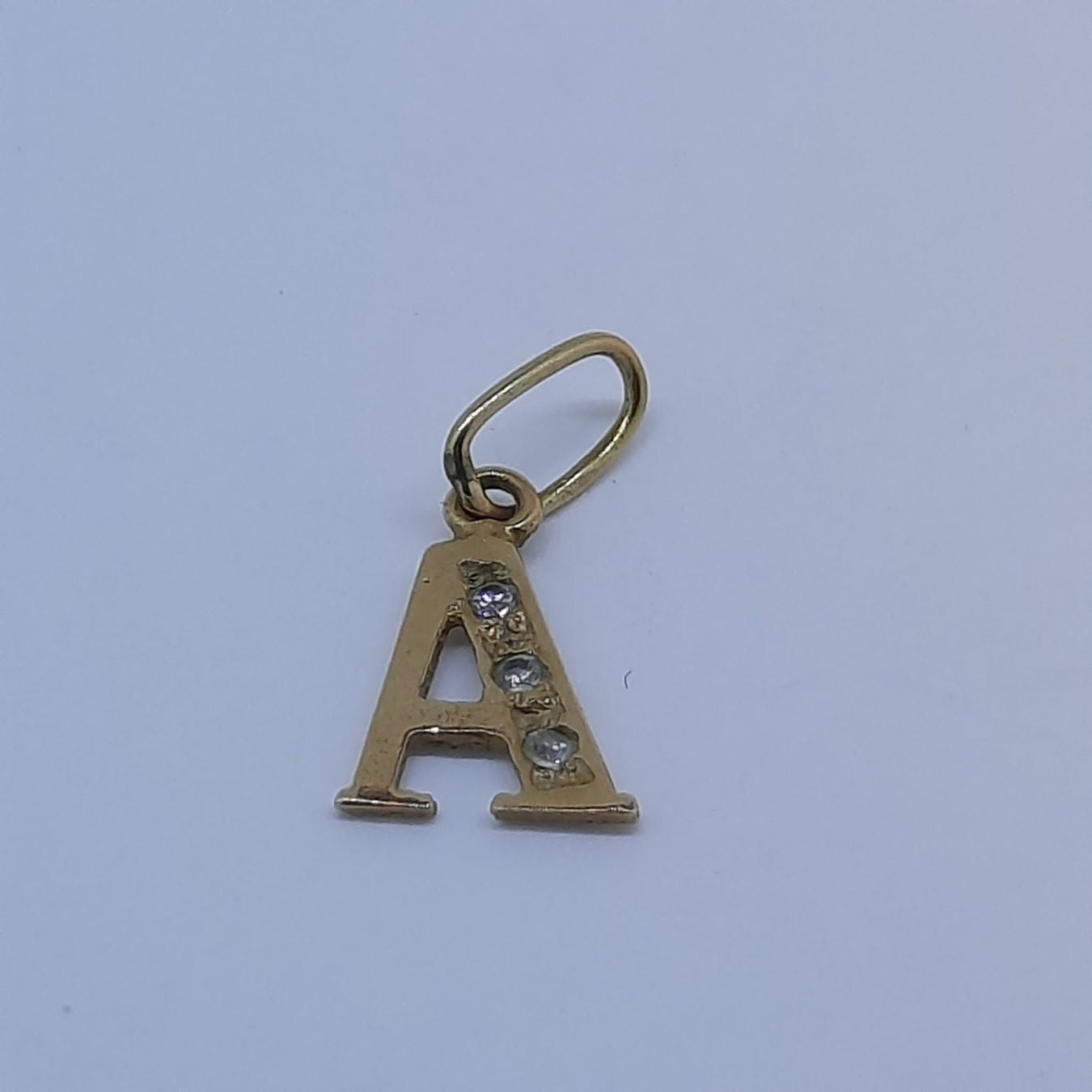 Edler Buchstaben-Anhänger in Rotgold — Guter Zustand (VG) Ketten & Anhänger