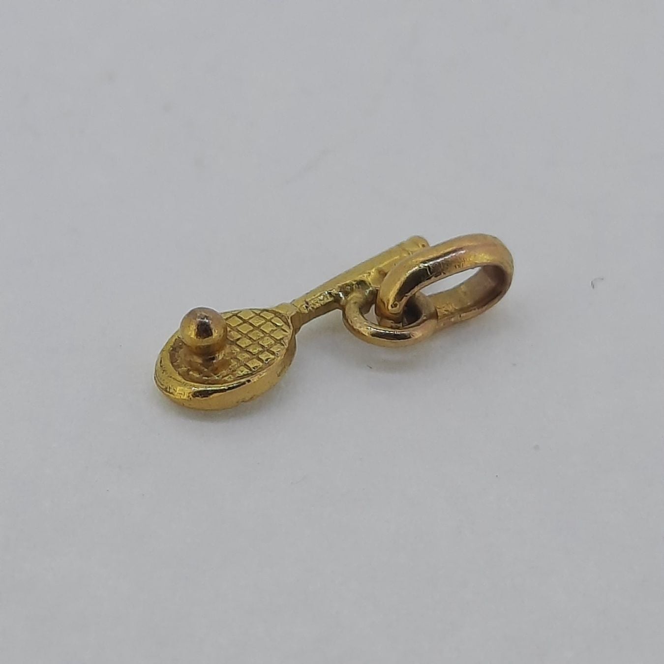Beautiful Tennis Racket Pendant — Good (VG) Necklaces & pendants