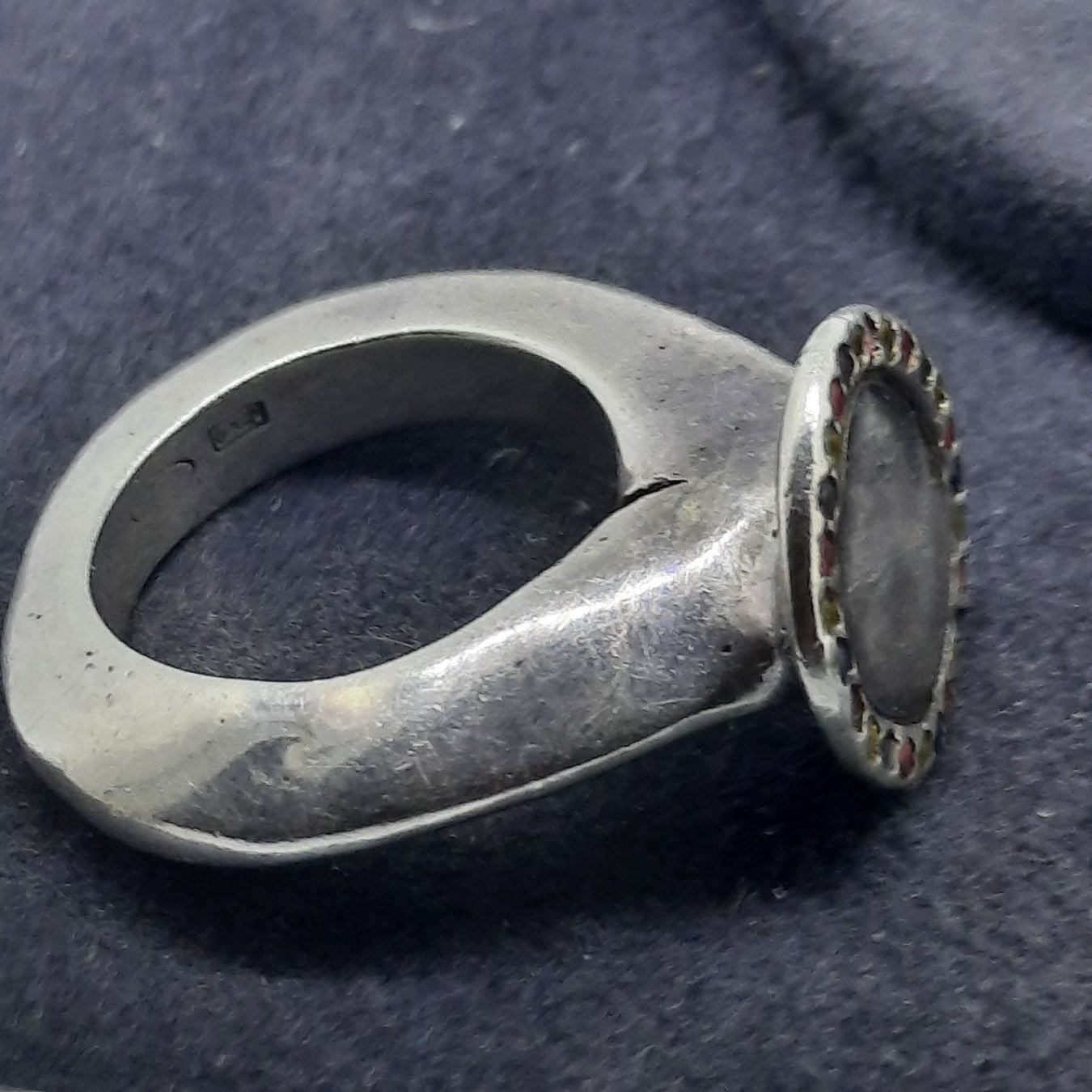 Aesthetic Silver Ring with Multi-Coloured Gemstones — Good (VG) Rings