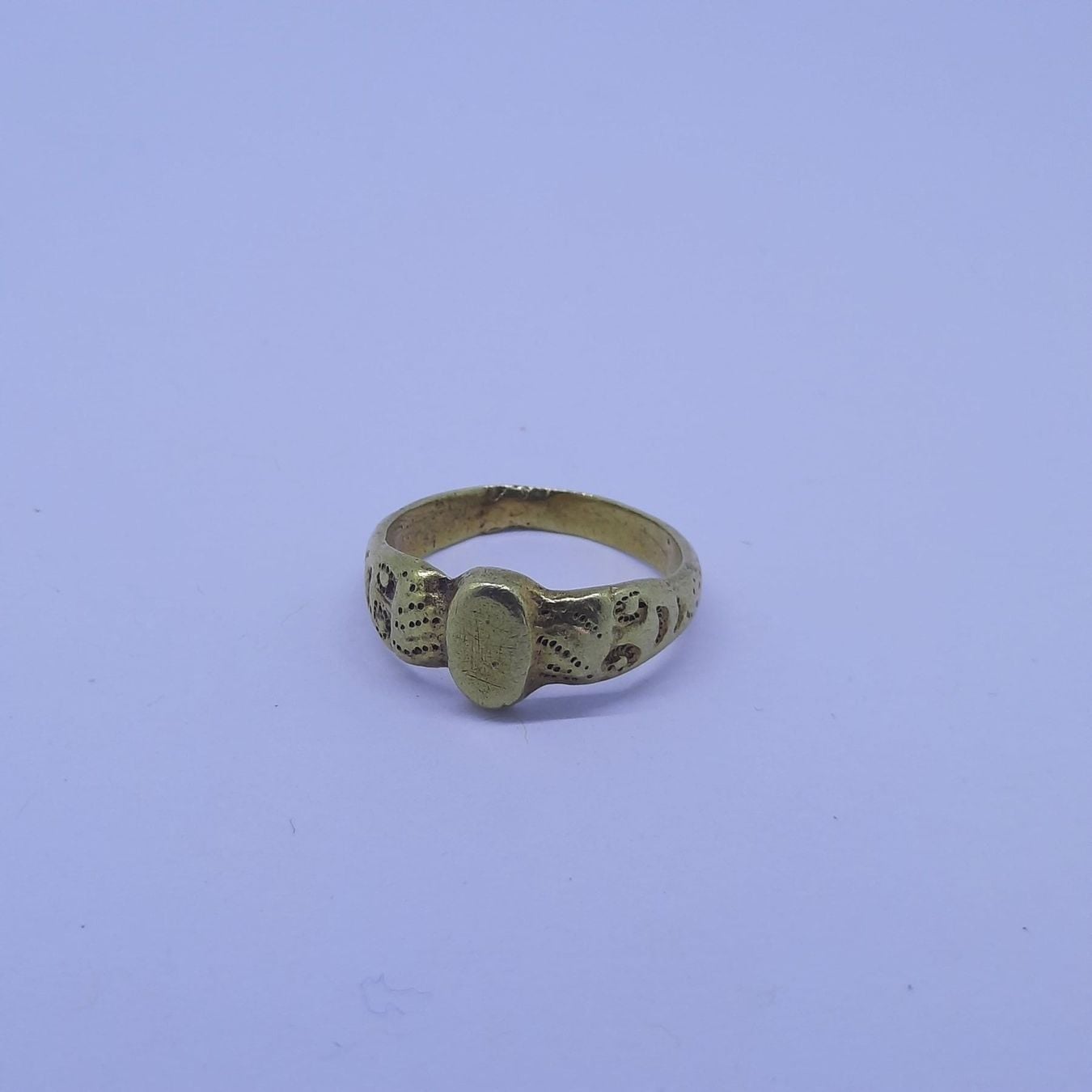 Simple Ring in 14 Carat Yellow Gold — Good (VG) Rings