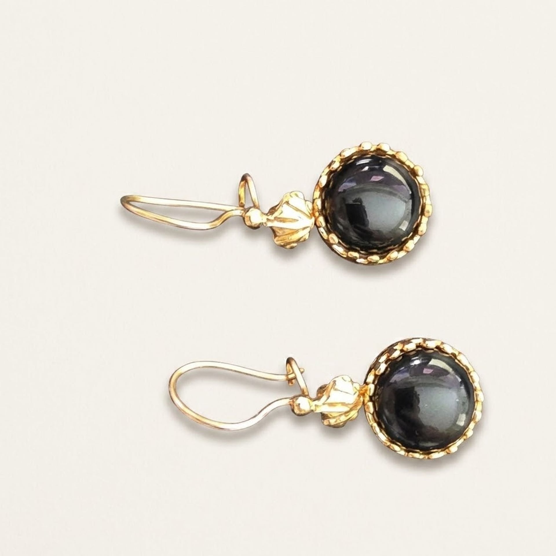 Agate Earrings — Very good / fine (VG+) Earrings