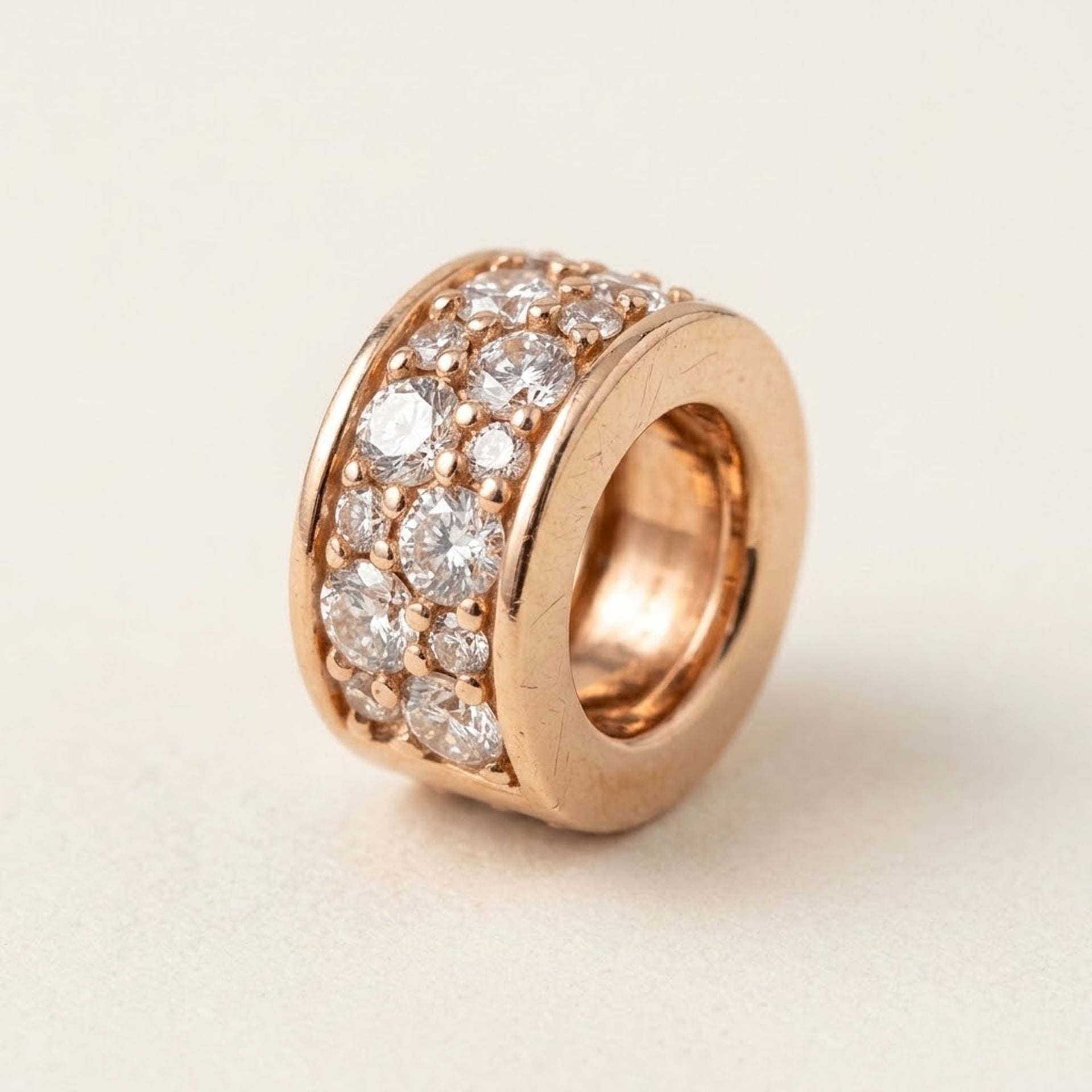 Clip Pavé Transparent — Excellent (M-) Colliers & pendentifs