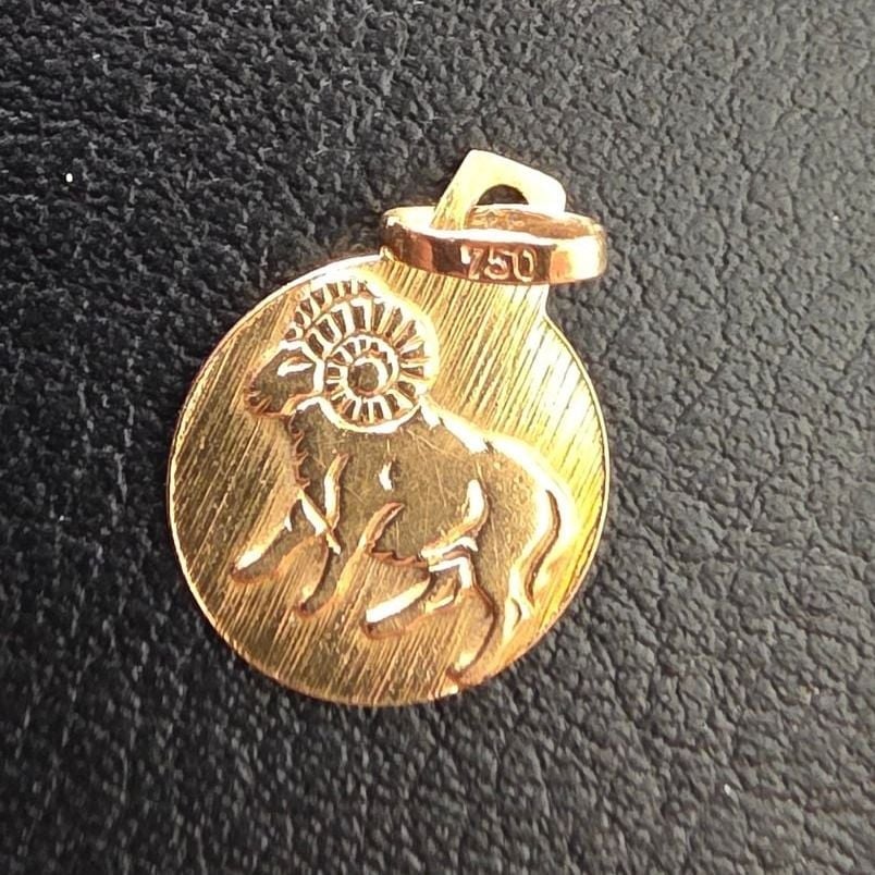 Anhänger Gold 750er 0.6g — Exzellenter Zustand (M-) Ketten & Anhänger