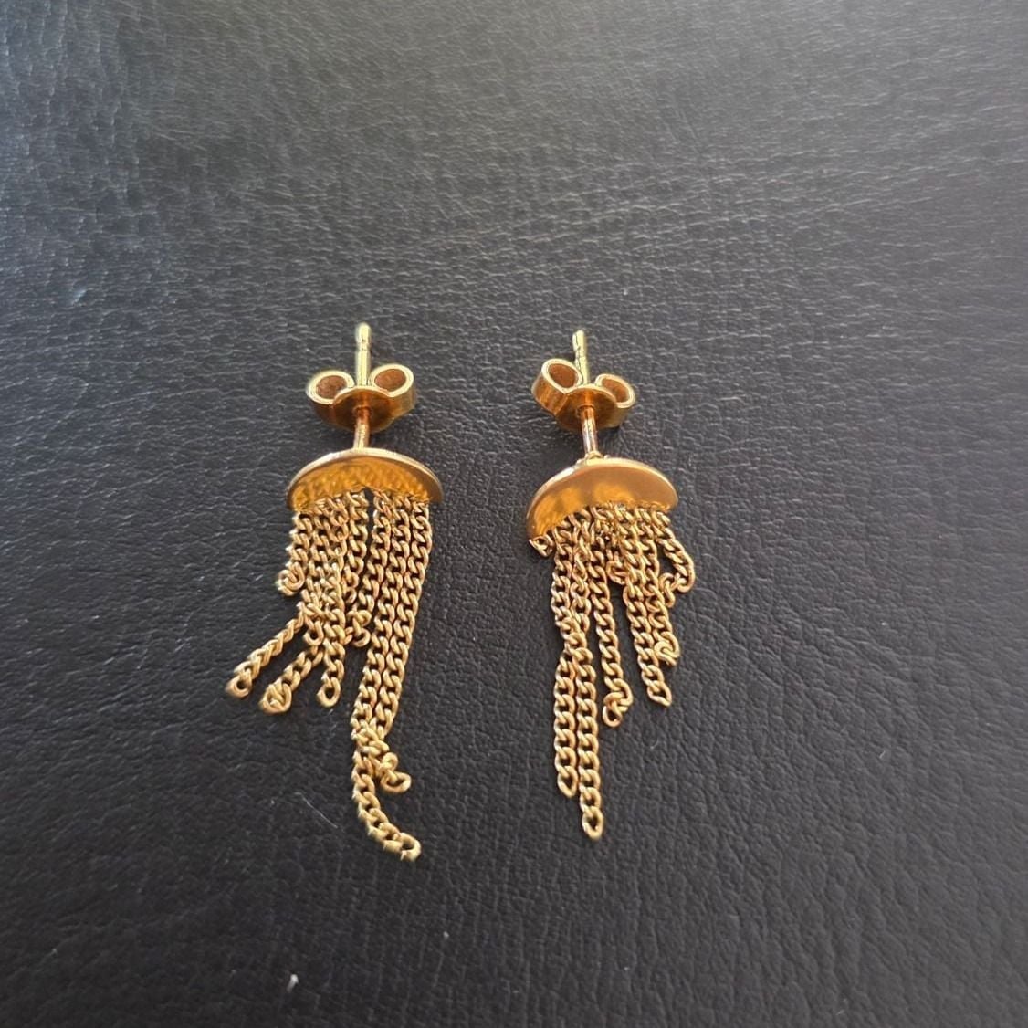 Earrings — Very good / fine (VG+) Earrings