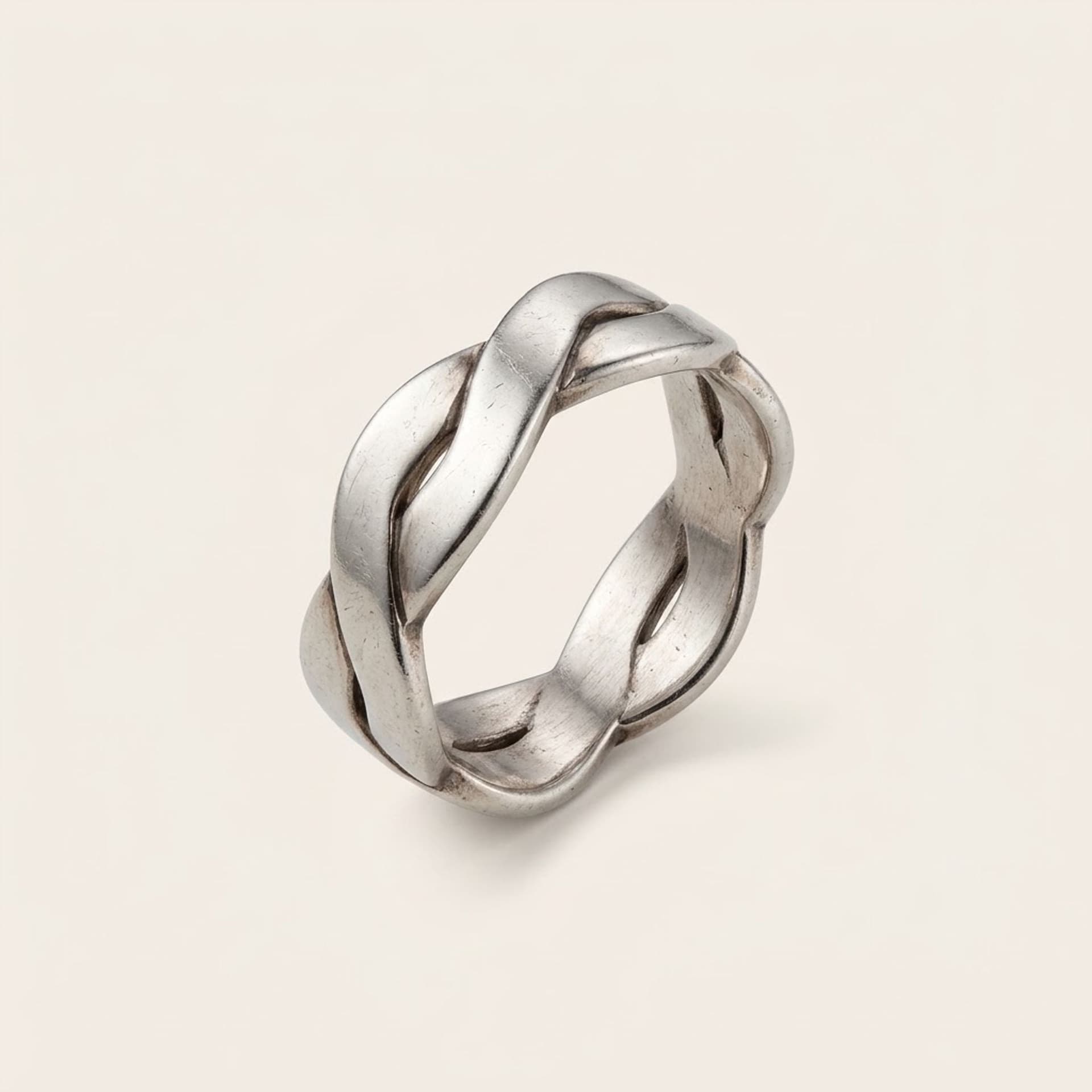 Anello in oro bianco 4.93 g — foto 1 di 4