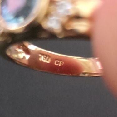 Aquamarine and Brilliant-Cut Diamond Ring — Excellent (M-) Rings