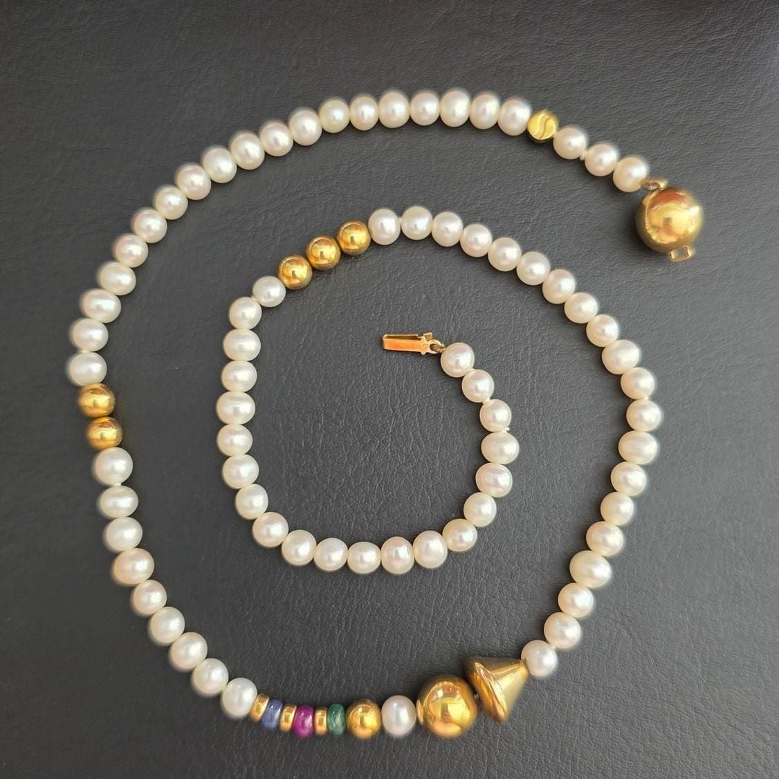 Pearl Necklace — Very good / fine (VG+) Necklaces & pendants