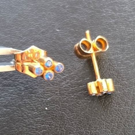 Ear Studs 750 with Blue Sapphires 1.45g — Very good / fine (VG+) Earrings