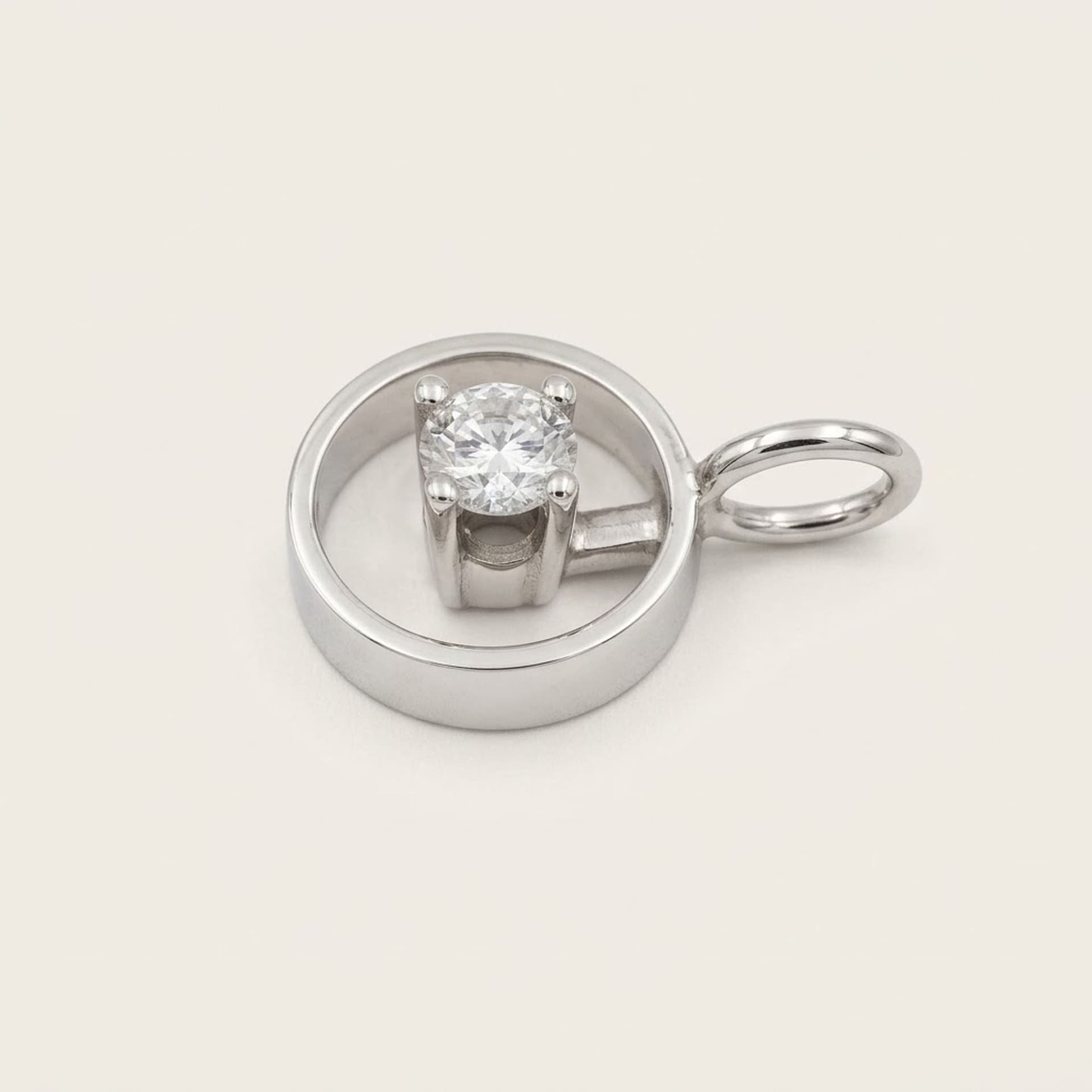 Pendentif solitaire en or blanc 750 — photo 1 sur 5