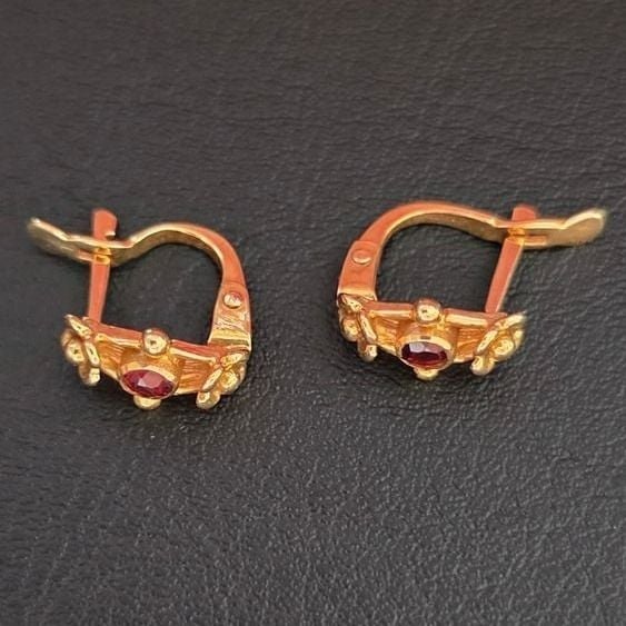 18K Gold Ear Clips 1.91g — Excellent (M-) Earrings