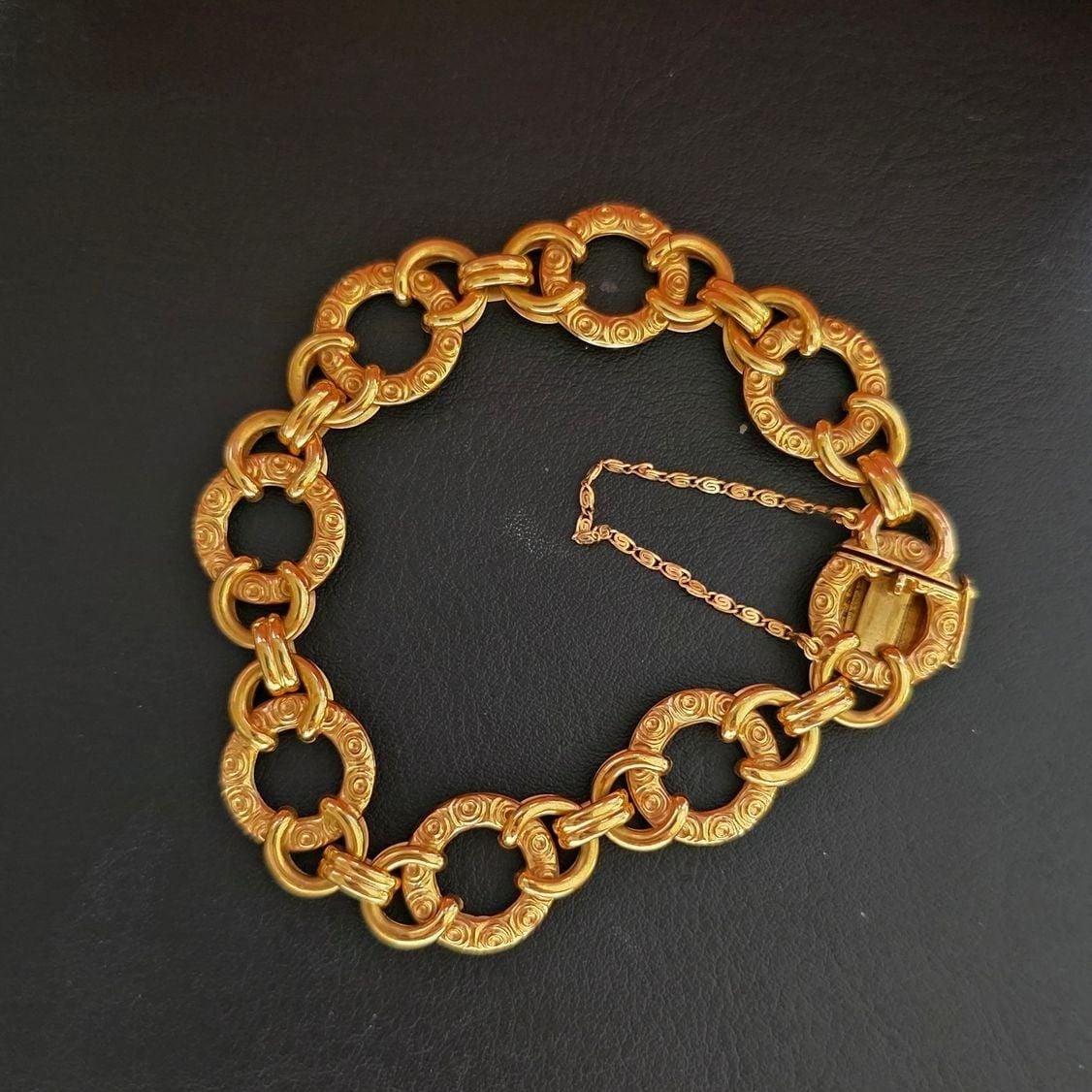 Goldarmband Antik 750er 15.53g — Very Good / Fine (VG+) Armbänder