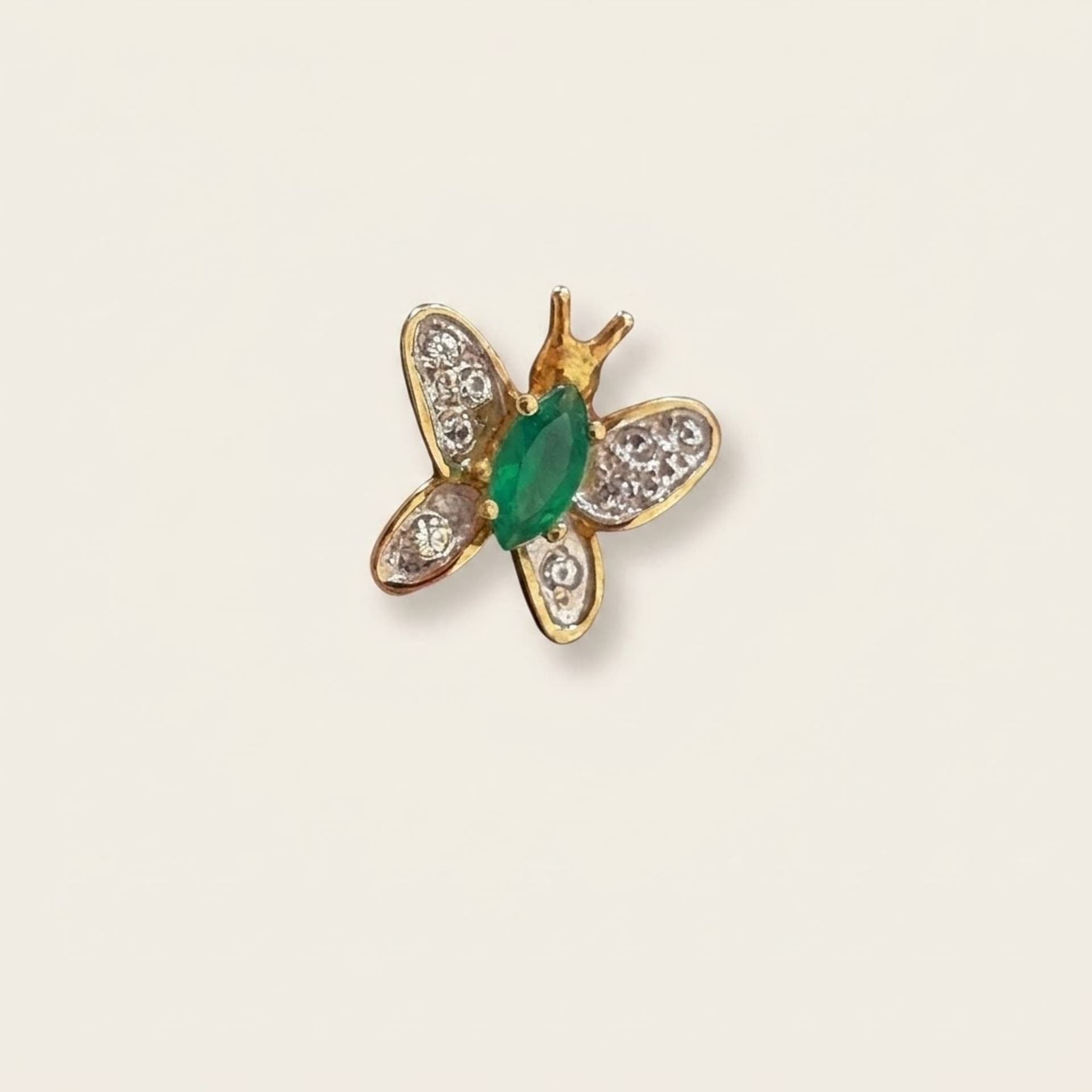 Colgante de mariposa de oro 750 0.82g — foto 1 de 5