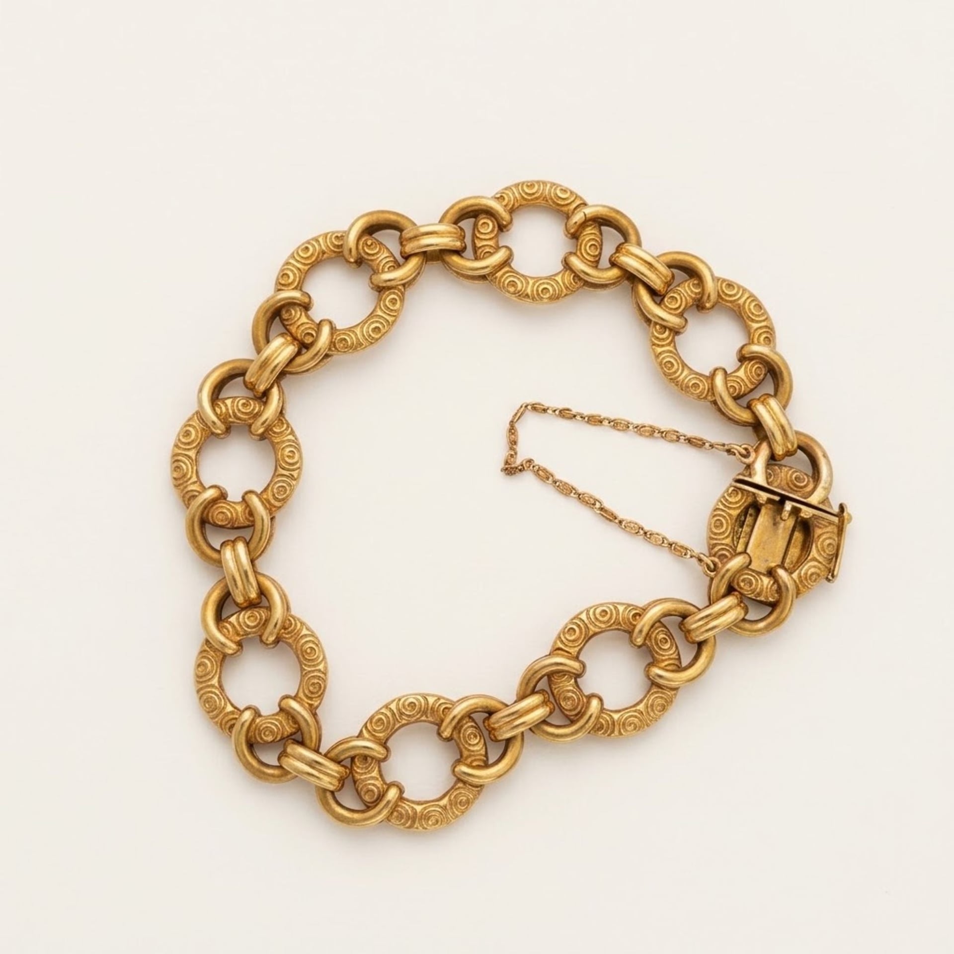 Antique Gold Bracelet 750 15.53g — Very good / fine (VG+) Bracelets