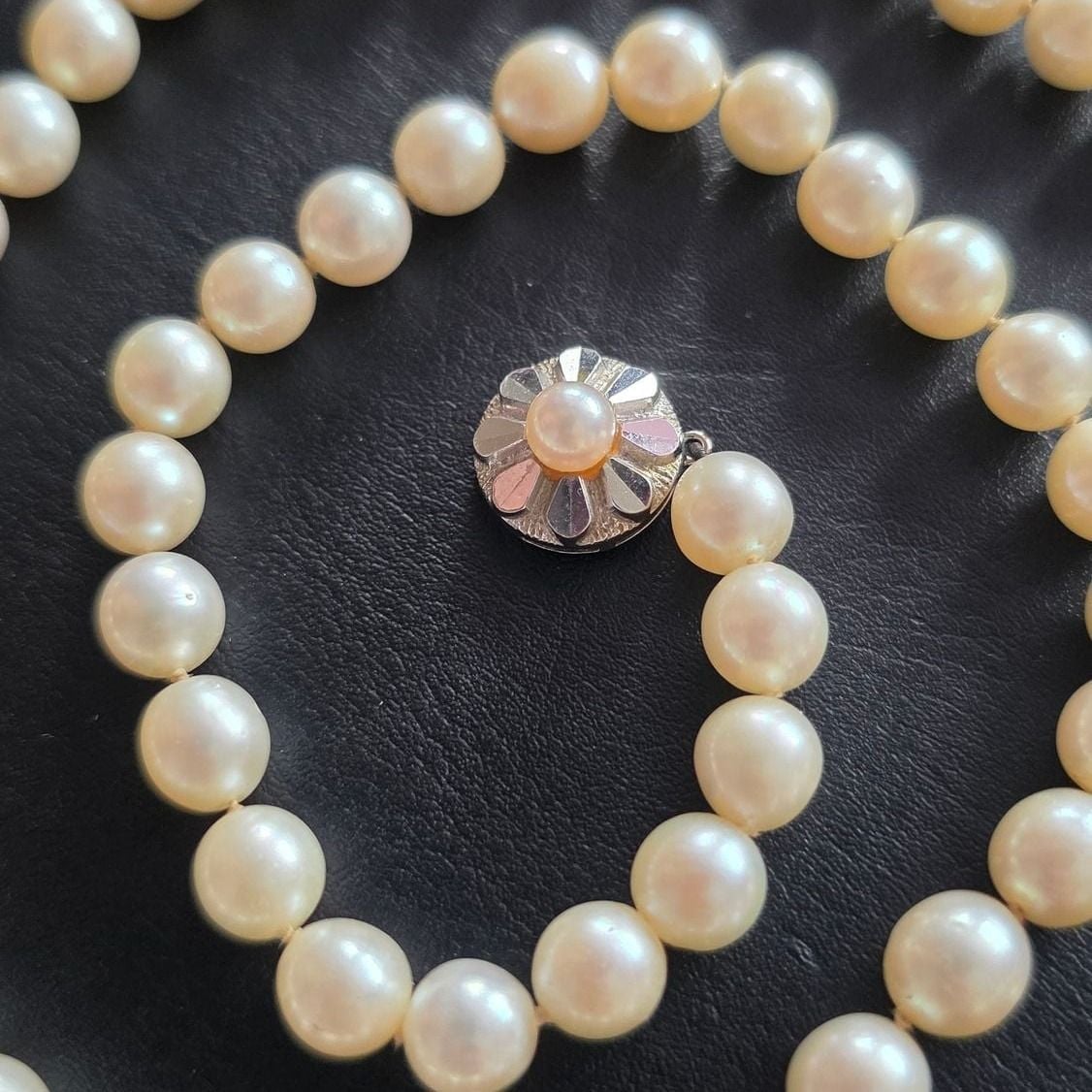 Akoya Zuchtperlenkette Vintage — Exzellenter Zustand (M-) Ketten & Anhänger