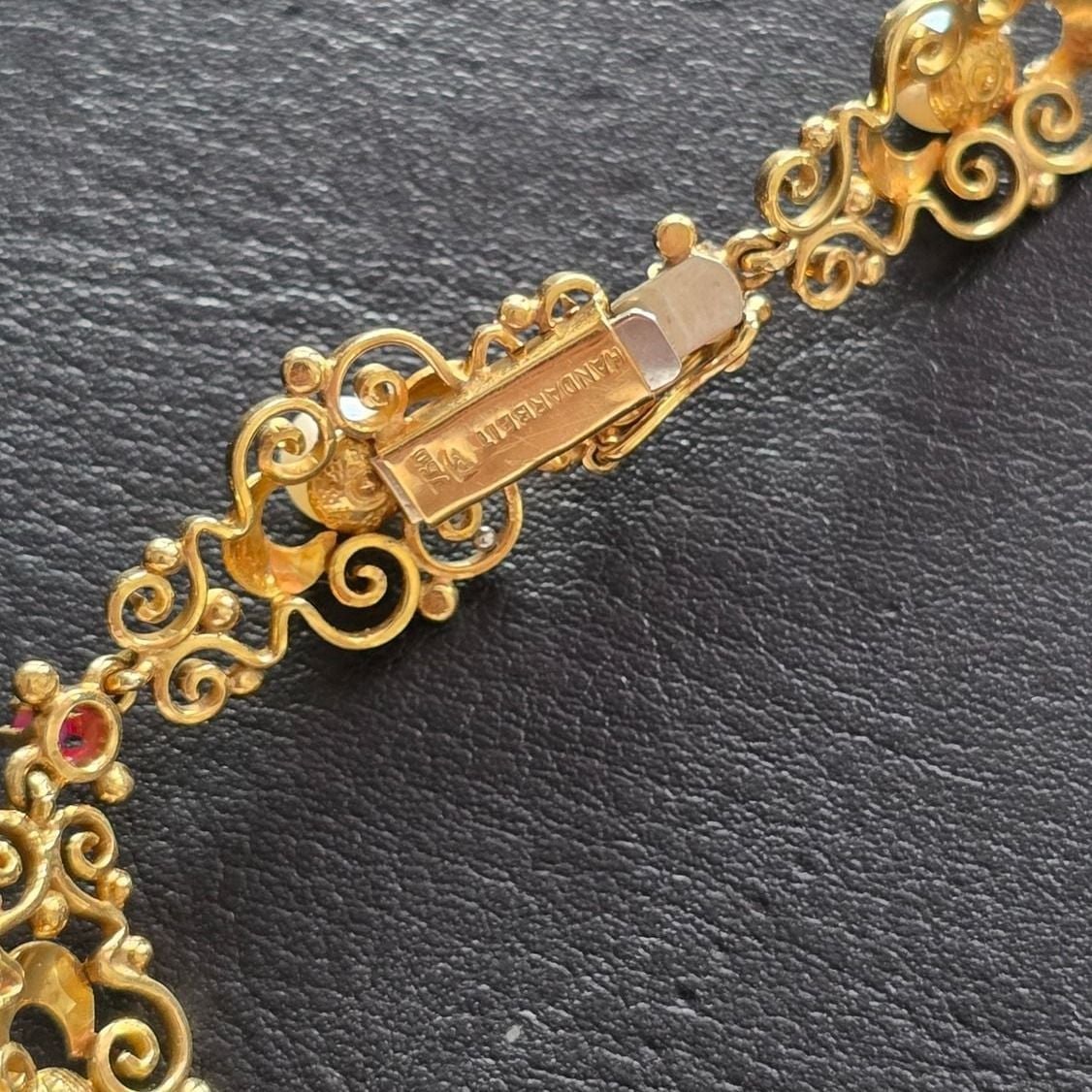 Handgefertigtes Akoya Rubin Collier 750er Gelbgold — Guter Zustand (VG) Ketten & Anhänger