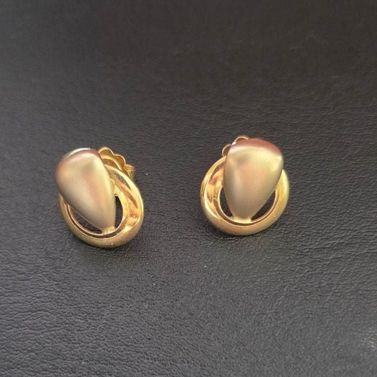 750 Gold Stud Earrings — Very good / fine (VG+) Earrings