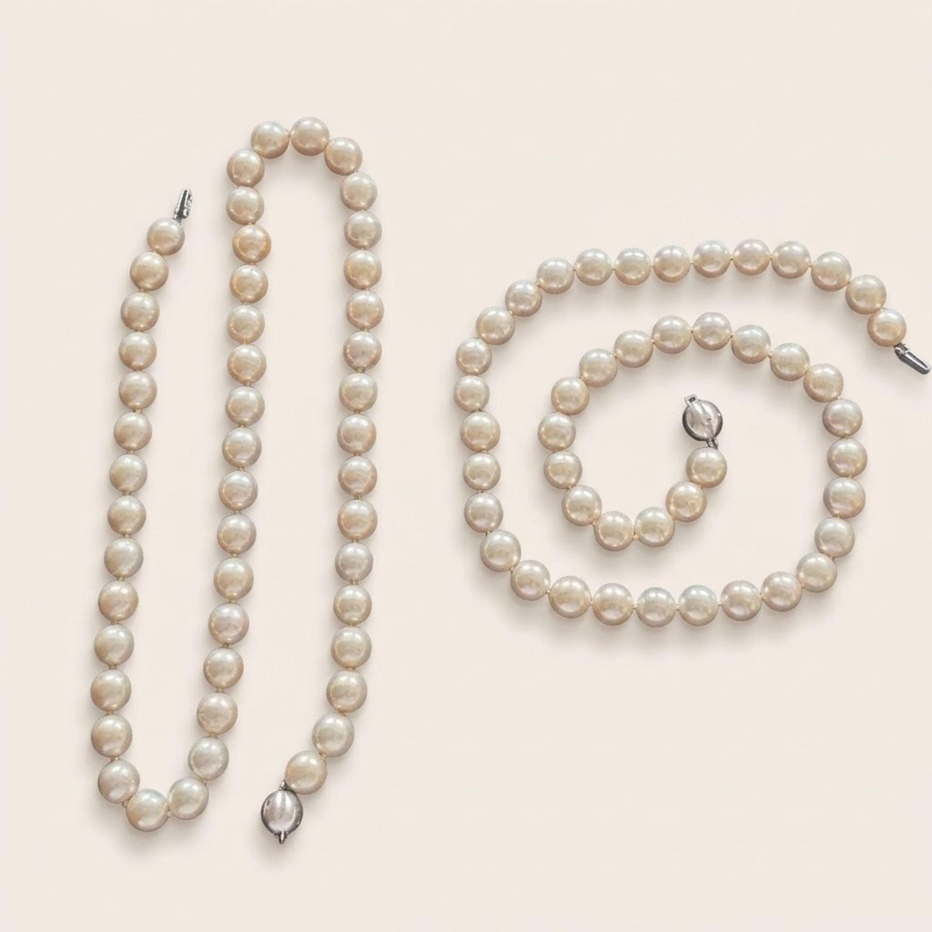 2 Colliers de Perles Or Blanc avec Diamants — Excellent (M-) Colliers & pendentifs