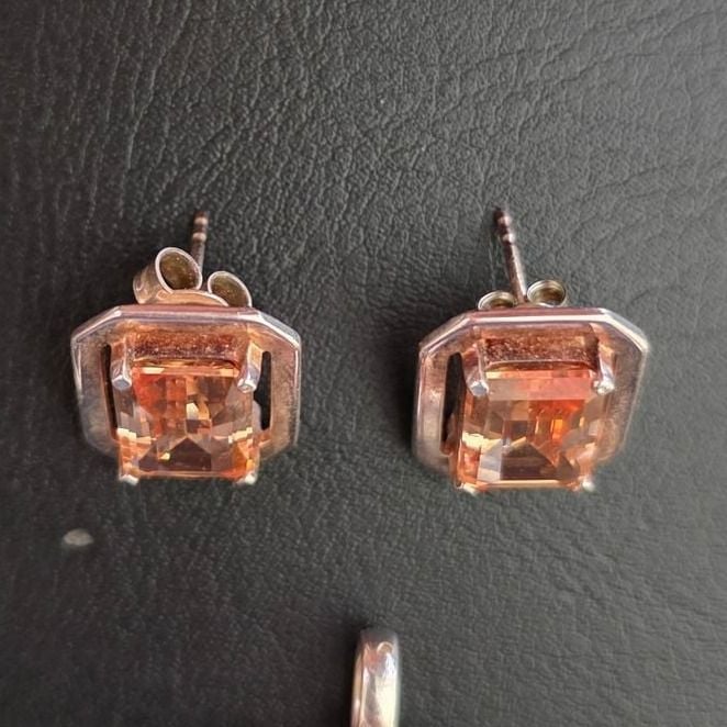 Silver Jewelry Set Zirconia — Good (VG) Necklaces & pendants