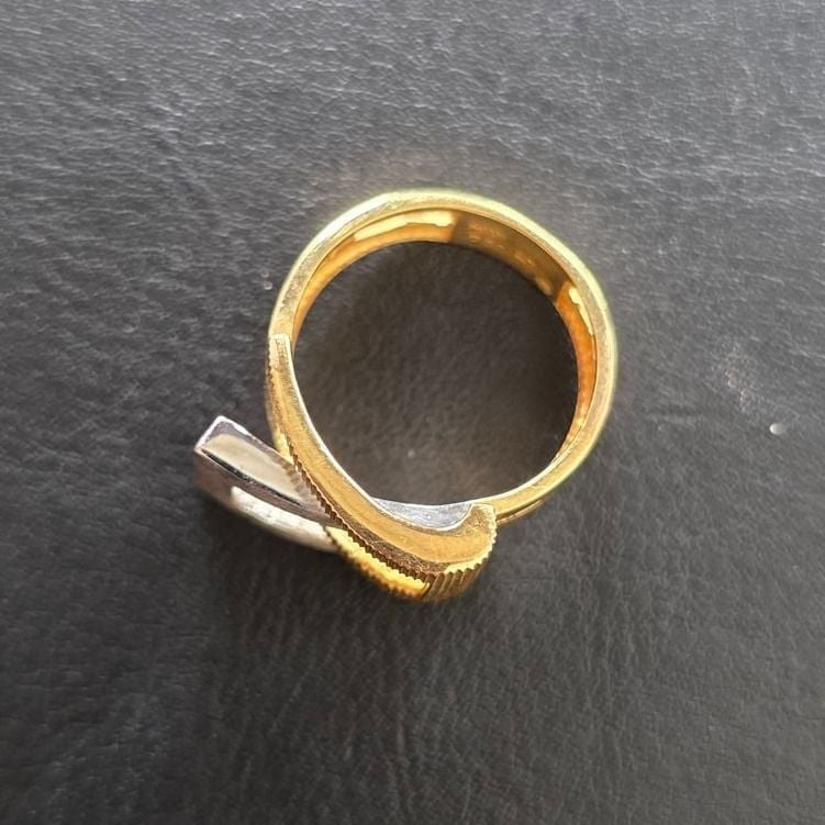 Goldring 750 — Guter Zustand (VG) Ringe