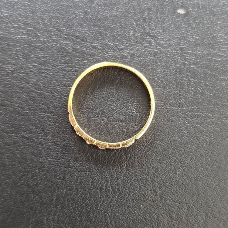 Gold ring 750 with sapphire — Very good / fine (VG+) Rings
