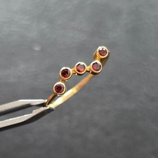 Garnet Gold Ring — Very good / fine (VG+) Rings