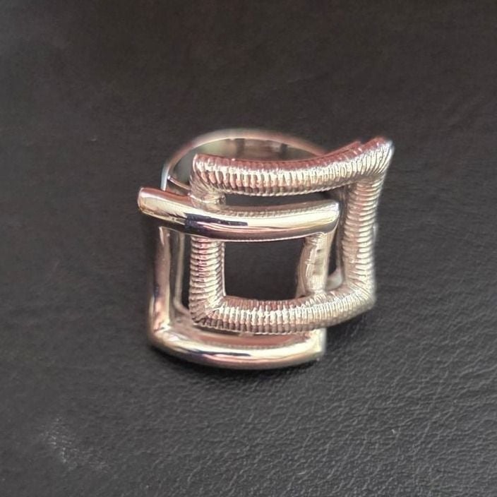 White Gold Ring — Good (VG) Rings