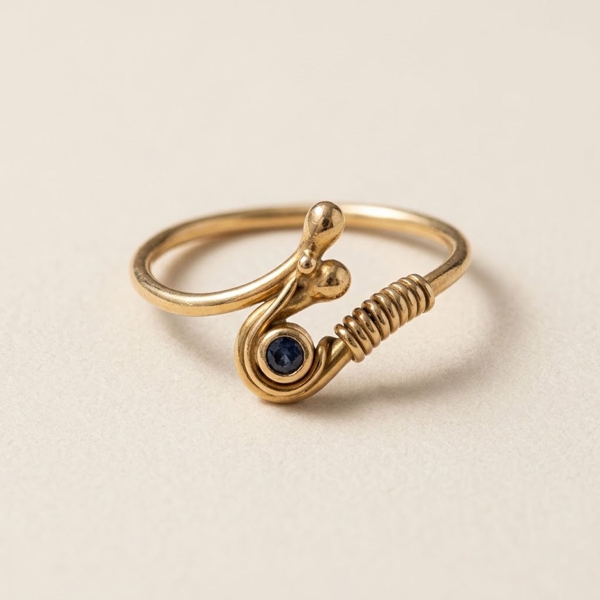 Gold Ring 750 — Very good / fine (VG+) Rings