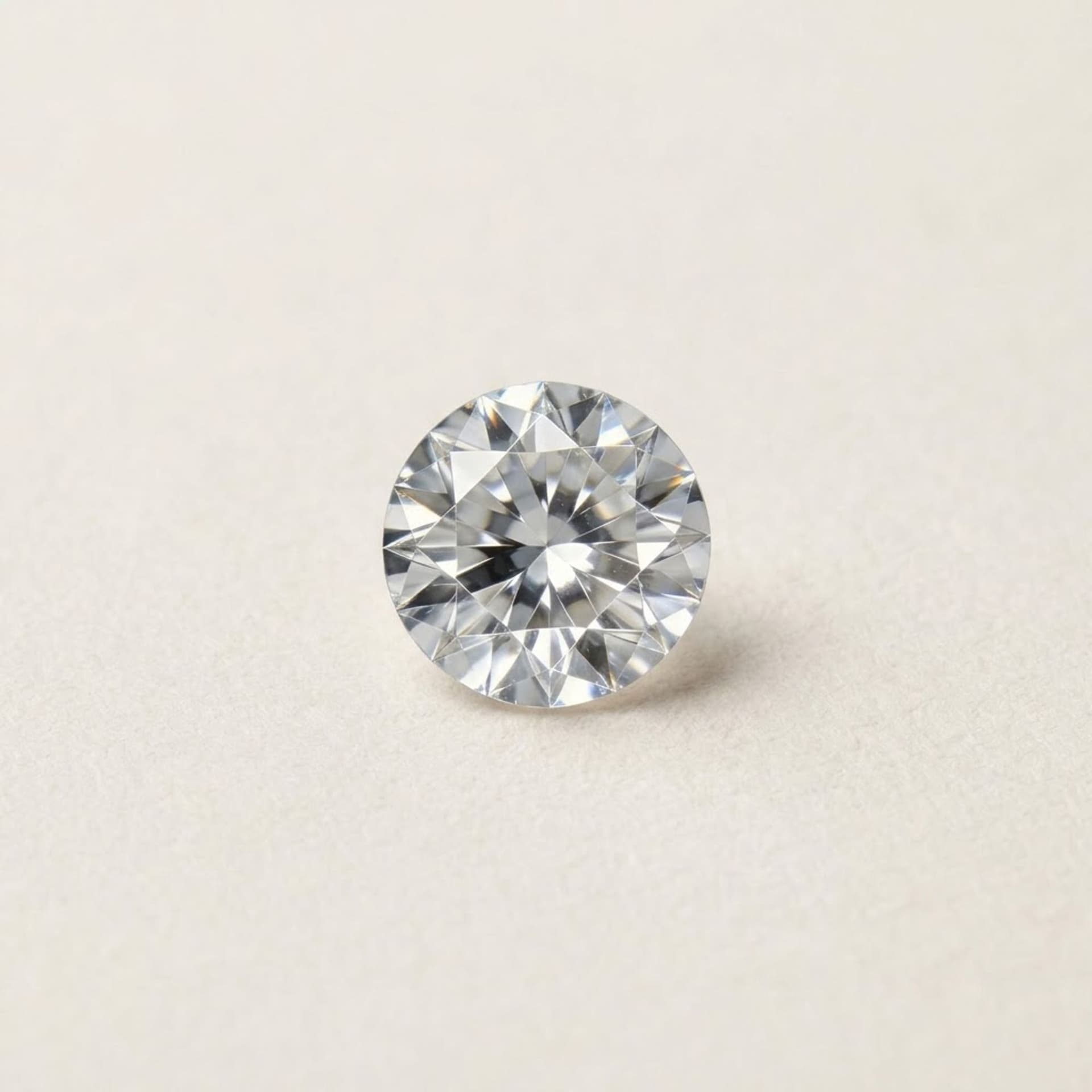 2.00ct Labor Diamant im Brilliantschliff — photo 1 of 4