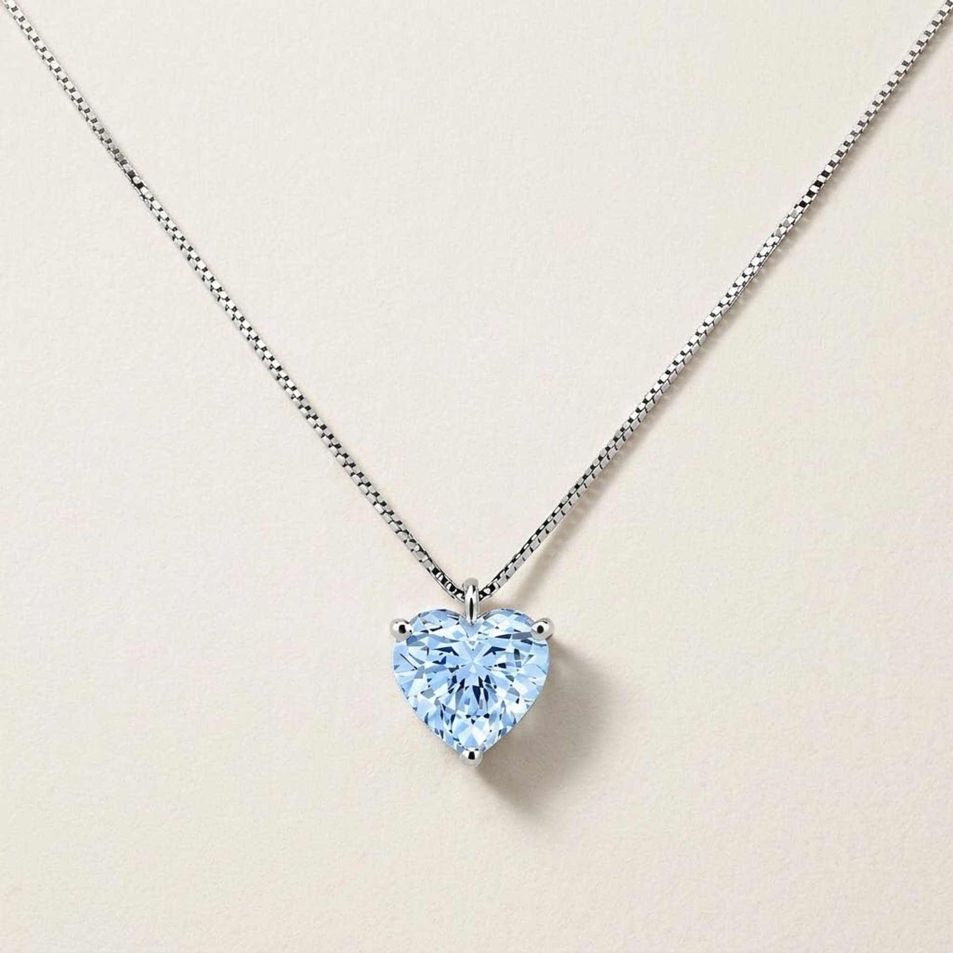 1ct blauer Herz Labor Diamant Halskette 14k Weissgold — photo 1 sur 4