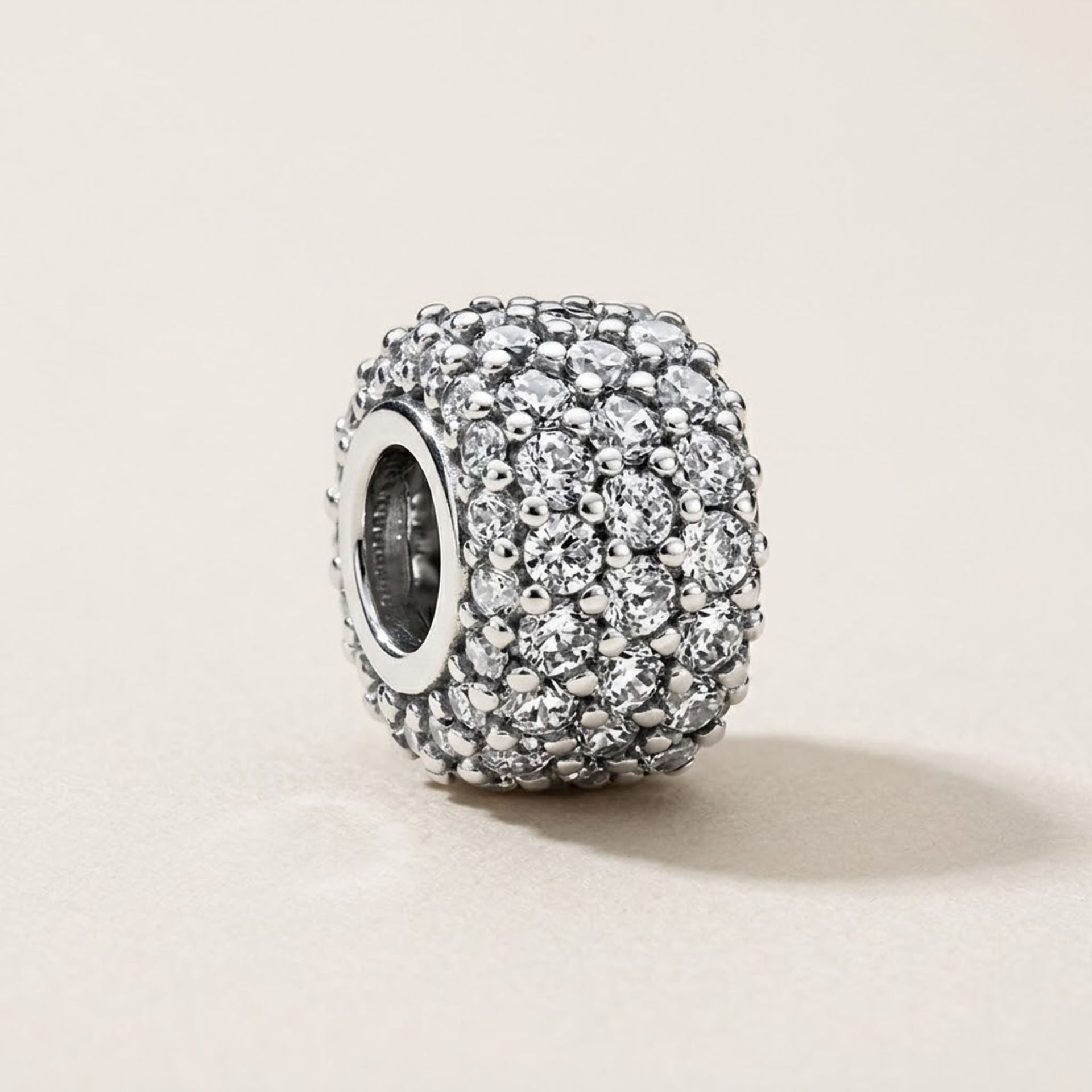 Sparkling Pavé Triple-row Charm — Excellent (M-) Necklaces & pendants