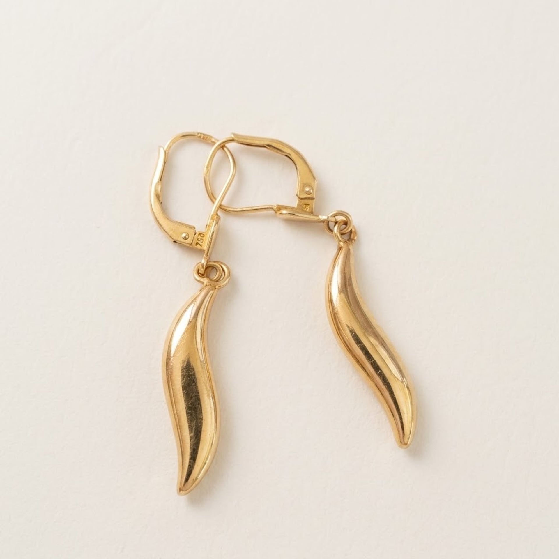 Drop Earrings 750 Gold 2.32g — Good (VG) Earrings
