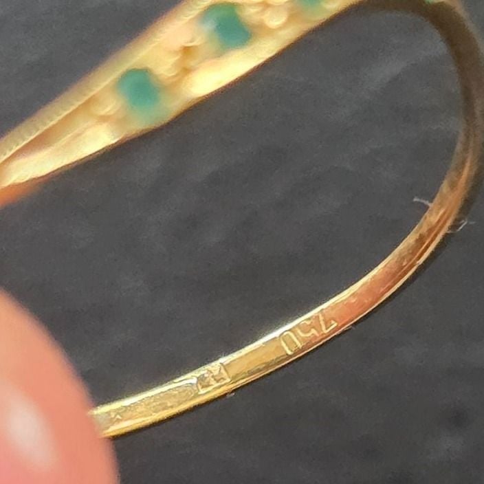 750 Gold Ring — Good (VG) Rings