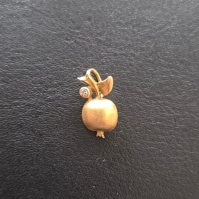Gold Apple Pendant with Diamond — Very good / fine (VG+) Necklaces & pendants