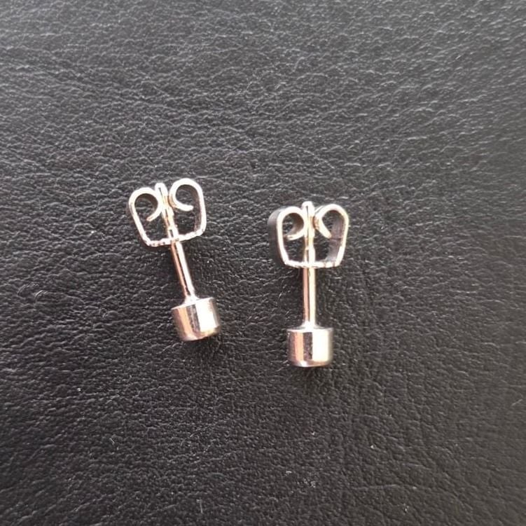Pendientes solitario de brillante — Buen estado (VG) Pendientes