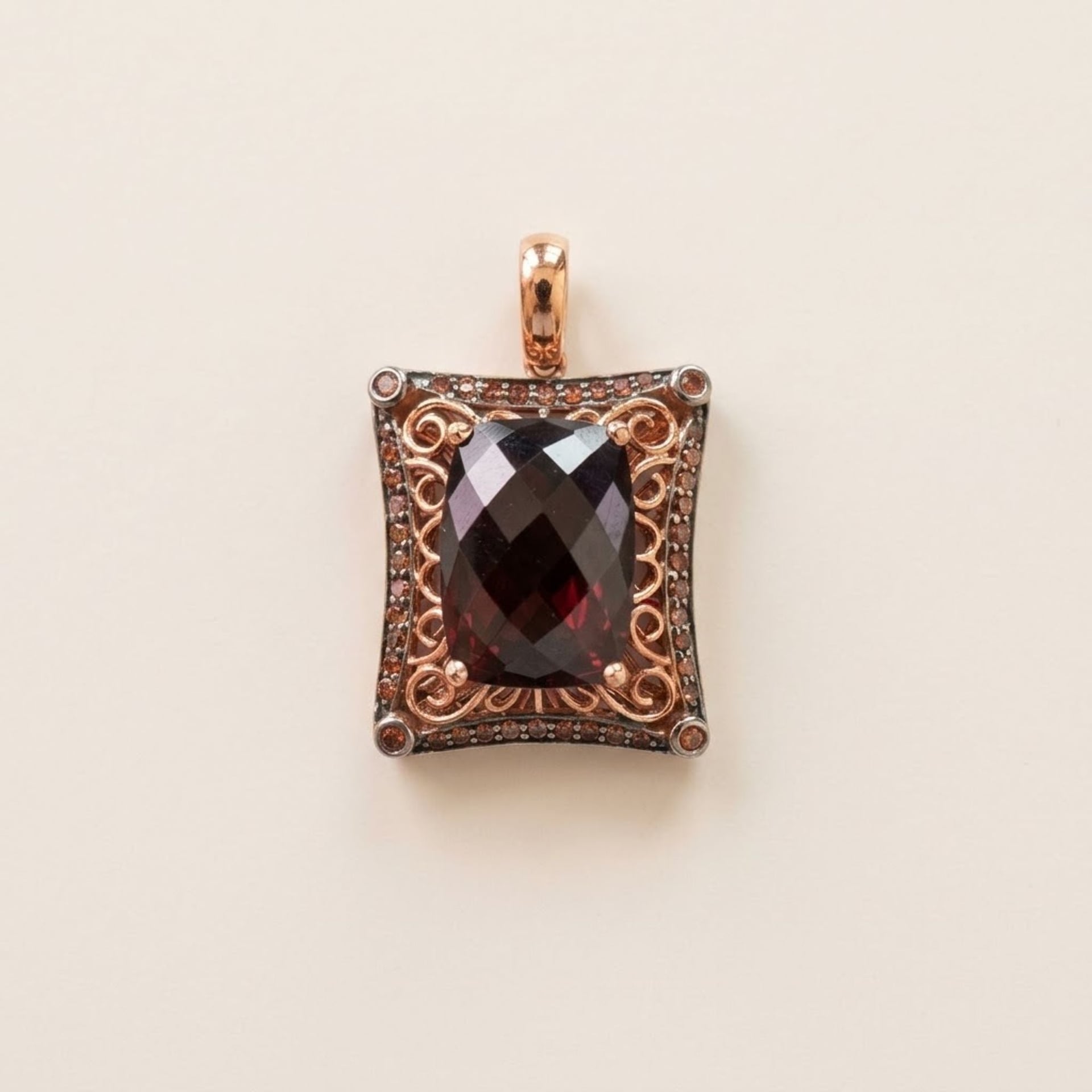 Rose Gold Pendant with Large Garnet — Very good / fine (VG+) Necklaces & pendants