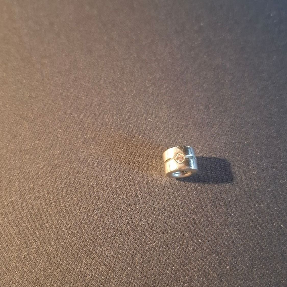 Barrel Charm 2 Pieces — Excellent (M-) Necklaces & pendants